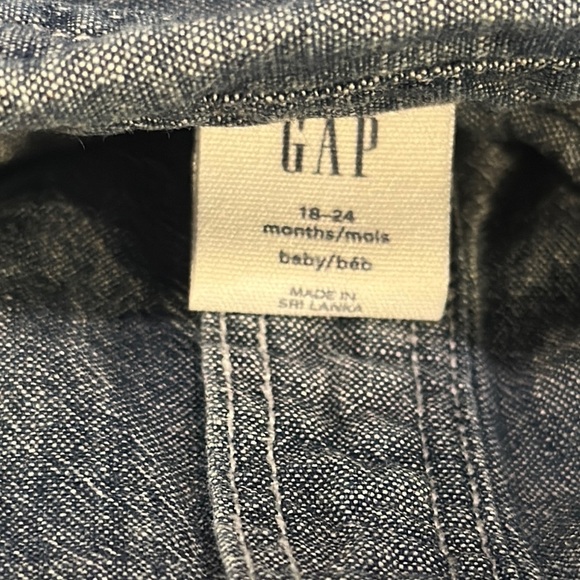 GAP - Blue Denim Romper Relaxed Fit - Picture 2 of 4